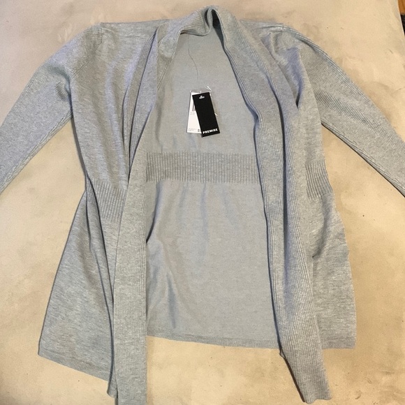 Premise Mist Gray Cardigan - Picture 3 of 12